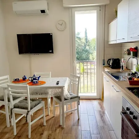La Casa Dei Colori Apartment *
